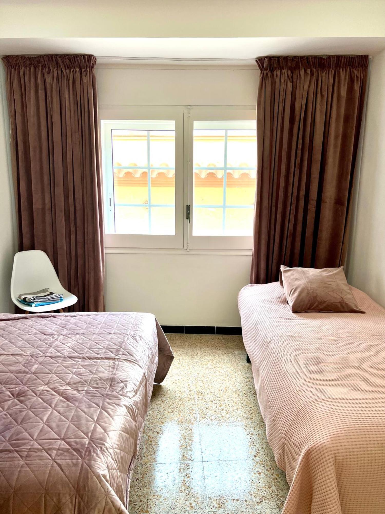 Escondite Central Con Terraza Compartida En La Azotea โรเซส ห้อง รูปภาพ